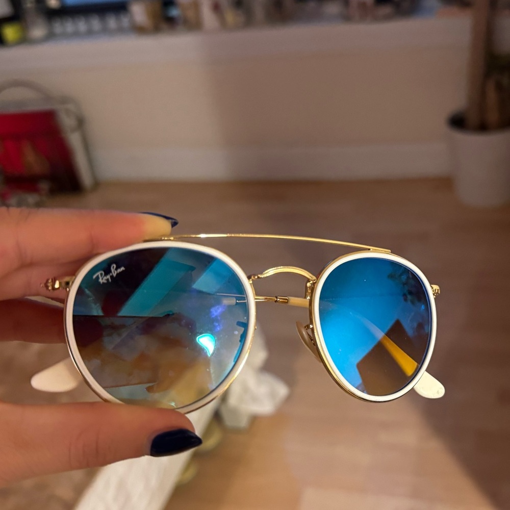 Unisex Blue and White Ray Ban Sunglasses